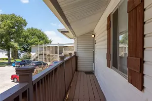 108 Harbor Dr, Runaway Bay, TX 76426 - Photo 5