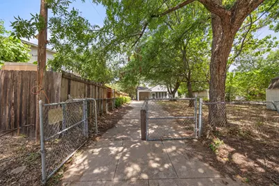 4406 Wayne Court S, Haltom City, TX 76117 - Photo 19
