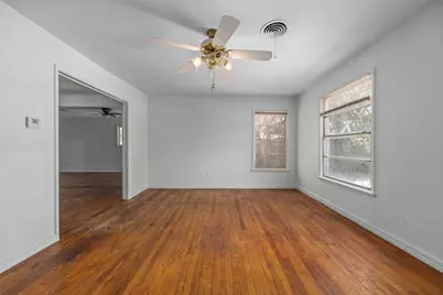 4406 Wayne Court S, Haltom City, TX 76117 - Photo 5