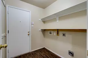 1900 Creek Crossing Dr, Fort Worth, TX 76247 - Photo 19