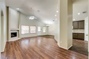 1900 Creek Crossing Dr, Fort Worth, TX 76247 - Photo 7