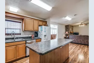 233 Esquire Estates Road, Mabank, TX 75156 - Photo 9