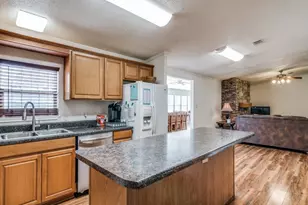 233 Esquire Estates Rd, Mabank, TX 75156 - Photo 9