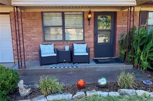 326 S 1st St, Wylie, TX 75098 - Photo 1
