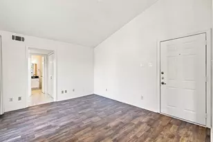 5909 Lake Hubbard Pkwy, Garland, TX 75043 - Photo 9