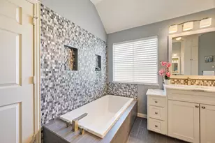 6605 Fox Glen Dr, Arlington, TX 76001 - Photo 31