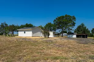 9415 State Hwy 50, Ladonia, TX 75449 - Photo 33