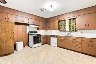 106 Royal Dr, Marlin, TX 76661 - Photo 11