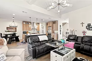 2080 Holt Way, Grapevine, TX 76051 - Photo 13
