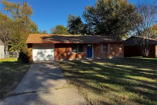 1309 Ann Arbor Dr, Corsicana, TX 75110 - Photo 1