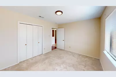 853 W Wintergreen Road, Lancaster, TX 75134 - Photo 11