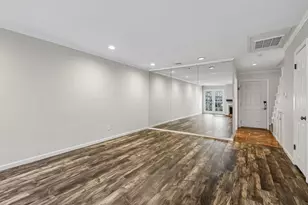 4017 Buena Vista St, Dallas, TX 75204 - Photo 9