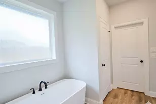 11034 Oak Spgs Cv, Tyler, TX 75703 - Photo 17
