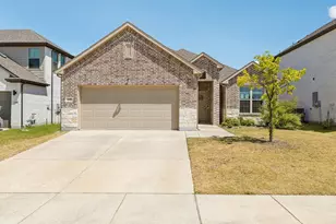 395 Waters Rdg Dr, Lavon, TX 75166 - Photo 1