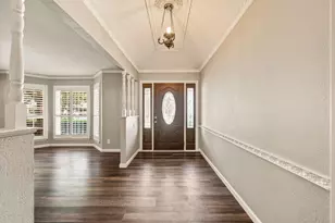 1608 Delta Dr, Arlington, TX 76012 - Photo 5