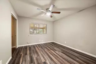 1608 Delta Dr, Arlington, TX 76012 - Photo 31