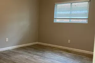 6912 Heritage Ln, Fort Worth, TX 76134 - Photo 15
