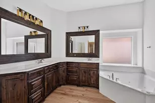 13425 Chittamwood Ln, Frisco, TX 75035 - Photo 11