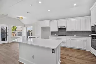 13425 Chittamwood Ln, Frisco, TX 75035 - Photo 7