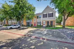 43 Abbey Rd, Euless, TX 76039 - Photo 3