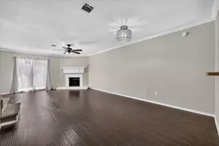 43 Abbey Rd, Euless, TX 76039 - Photo 13