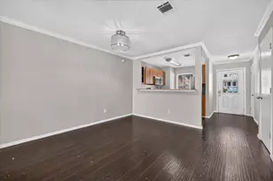 43 Abbey Rd, Euless, TX 76039 - Photo 11