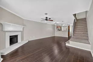 43 Abbey Rd, Euless, TX 76039 - Photo 9
