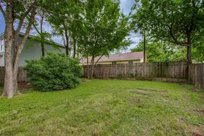 818 E Woodin Boulevard, Dallas, TX 75216 - Photo 27