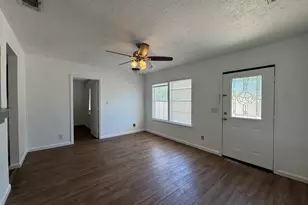 804 E Hook St, Stephenville, TX 76401 - Photo 23