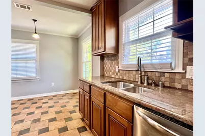 6017 La Vista Drive, Dallas, TX 75214 - Photo 7