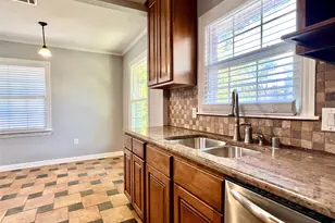 6017 La Vista Dr, Dallas, TX 75214 - Photo 7