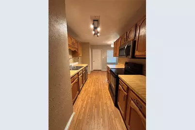 7402 Red Osier Road, Dallas, TX 75249 - Photo 5
