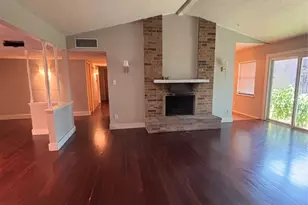 7402 Red Osier Rd, Dallas, TX 75249 - Photo 3