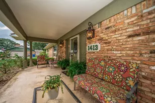 1413 S Main Street S, Lindale, TX 75771 - Photo 3