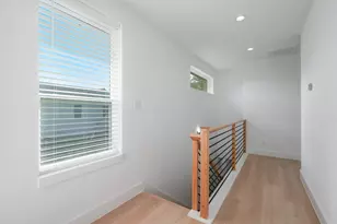 1908 Duluth St, Dallas, TX 75212 - Photo 21
