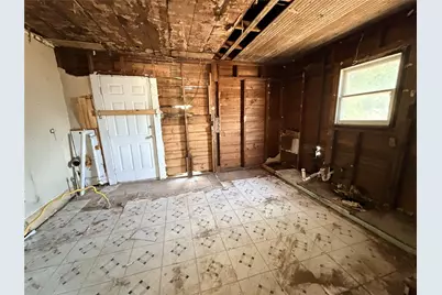 304 E 1st Avenue, Corsicana, TX 75110 - Photo 7