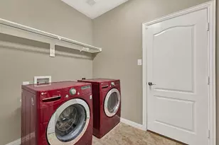 8120 Holliday Rd, Lantana, TX 76226 - Photo 13