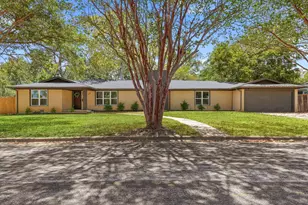 7320 Briley Dr, North Richland Hills, TX 76180 - Photo 3