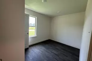 124 Bridlewood Ln, Bridgeport, TX 76426 - Photo 5
