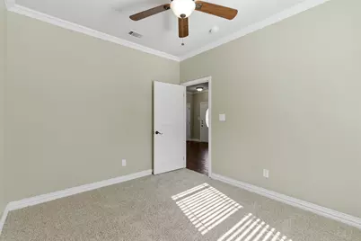 1524 S Montgomery Street, Sherman, TX 75090 - Photo 17