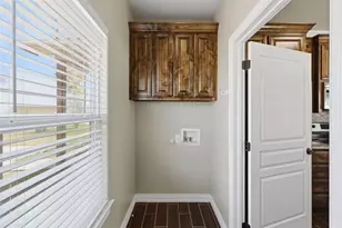 1524 S Montgomery St, Sherman, TX 75090 - Photo 25