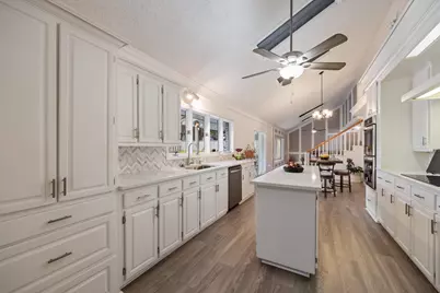 10633 Buddy Parker Road, Kemp, TX 75143 - Photo 13