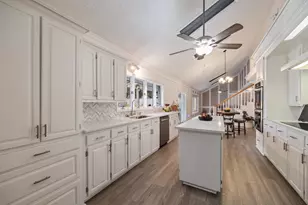 10633 Buddy Parker Rd, Kemp, TX 75143 - Photo 13