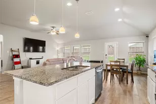3205 Buckskin Trl, Aubrey, TX 76227 - Photo 15