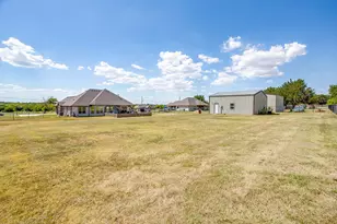 8032 County Rd 1006, Godley, TX 76044 - Photo 33