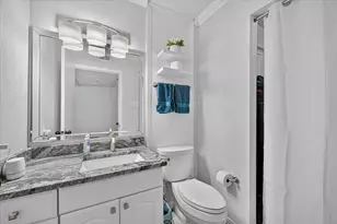 7510 Holly Hill Dr, Dallas, TX 75231 - Photo 11