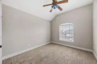 6601 Redwood Ln, The Colony, TX 75056 - Photo 17