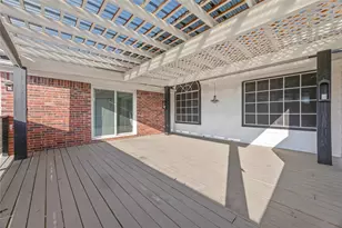 6601 Redwood Ln, The Colony, TX 75056 - Photo 3