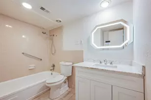 13715 Preston Rd, Dallas, TX 75240 - Photo 9