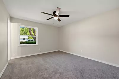 402 Kansas Street, Sherman, TX 75090 - Photo 17